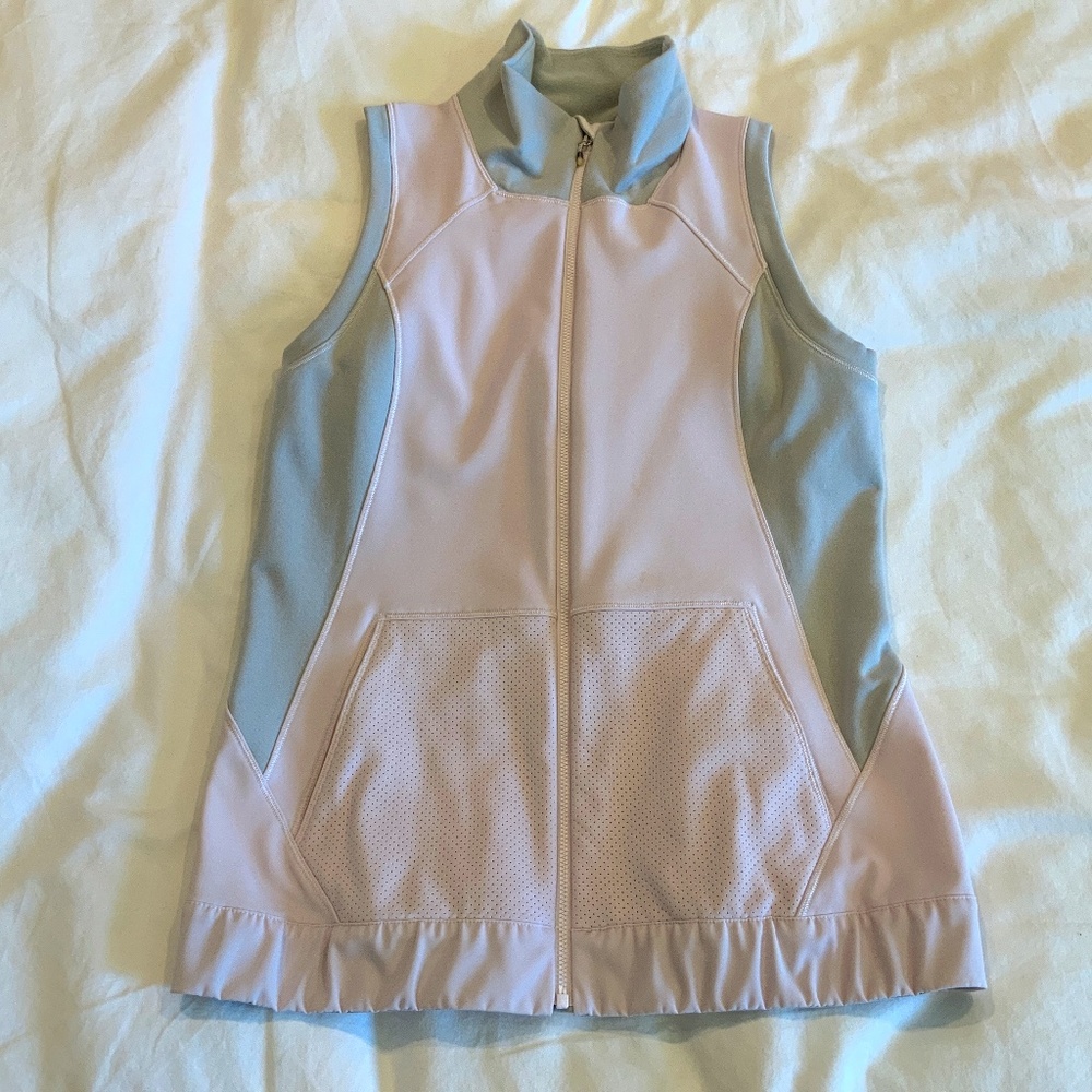 LULULEMON vest light pink reflective!  Size 10